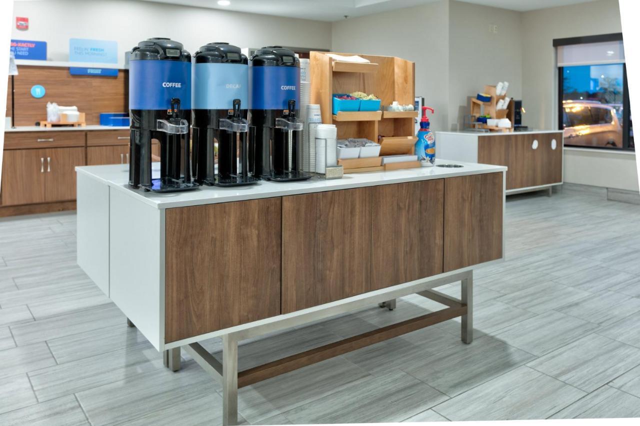 Holiday Inn Express Hotel & Suites Shakopee By Ihg Dış mekan fotoğraf