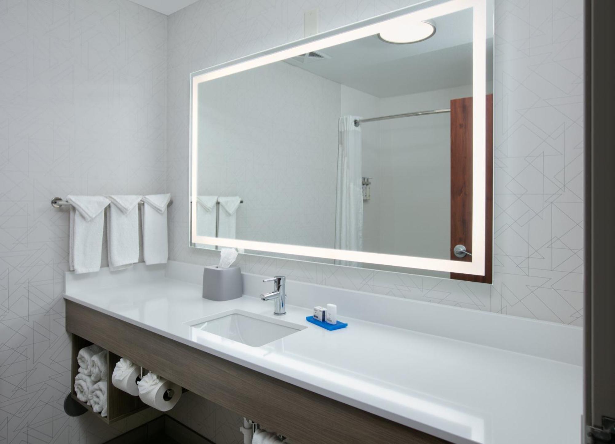Holiday Inn Express Hotel & Suites Shakopee By Ihg Dış mekan fotoğraf